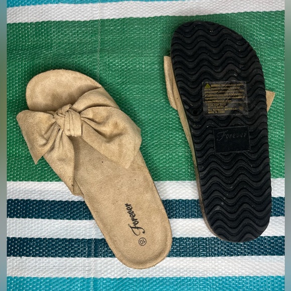 🎉✨ FOREVER LINK- Ingrid Bow Tan Suede Slide Sandals Women's Size 10 NWOT - Picture 7 of 15